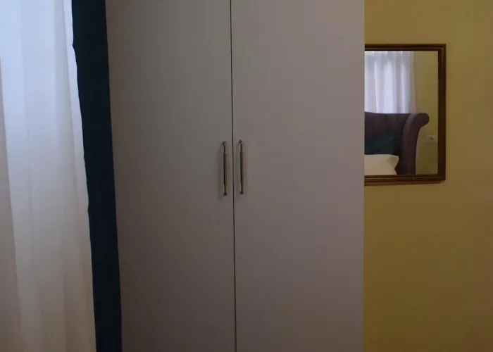 公寓 New Bazaar Centre - *